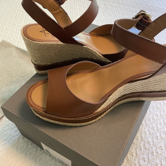 Aquatalia Leena Caramel espadrilles size 9/39 - Picture 11 of 12